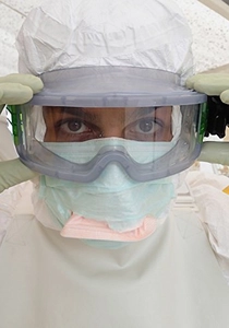 Ebola: La Battaglia per la Vita (2015)