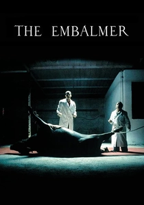 L'Imbalsamatore (2002)